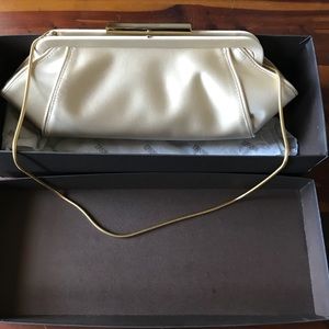 Badgley Mischka bridget satin clutch purse, EUC
